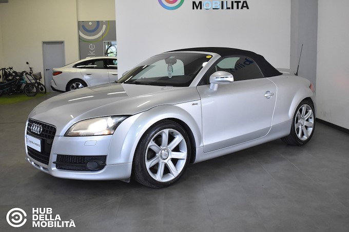 AUDI TT Roadster 2.0 TFSI S tronic